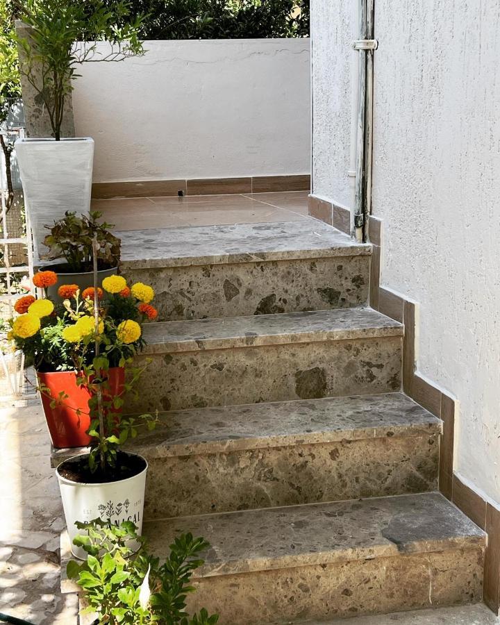 Trip-Stop Apartments Vlorë Eksteriør bilde