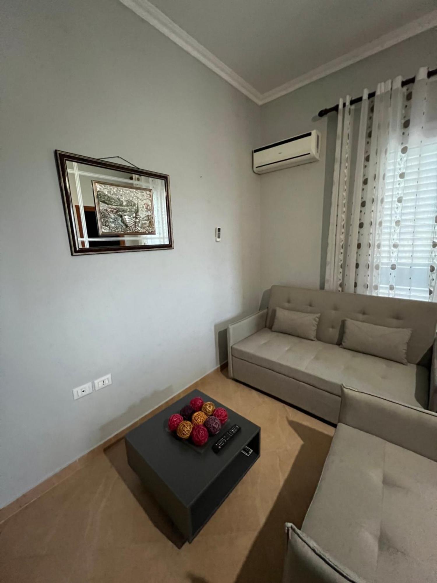 Trip-Stop Apartments Vlorë Eksteriør bilde