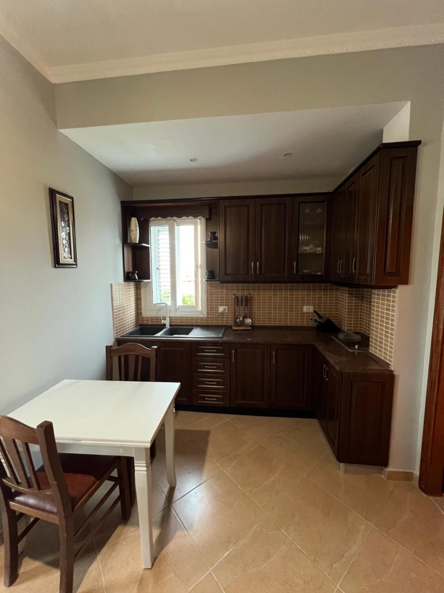Trip-Stop Apartments Vlorë Eksteriør bilde